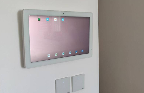 Best smart home control panel2025