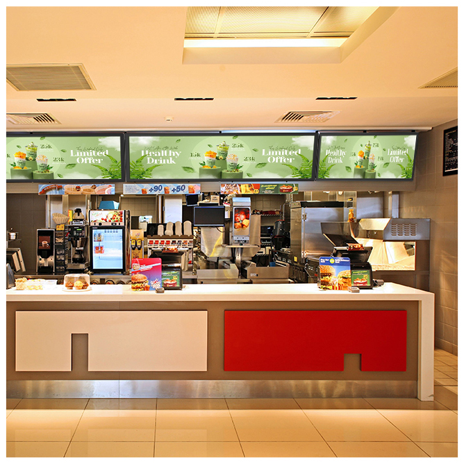 portworld_Stretched Display Series