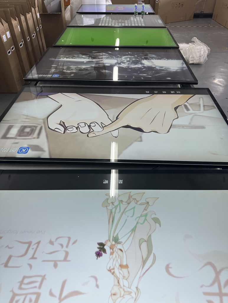 digital signage display wall mounted